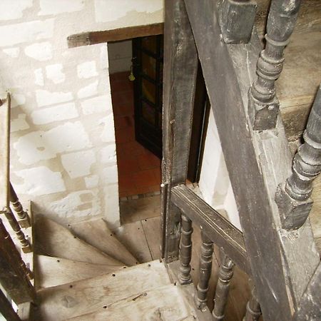 La Demeure Saint-Ours Panzió Loches Kültér fotó
